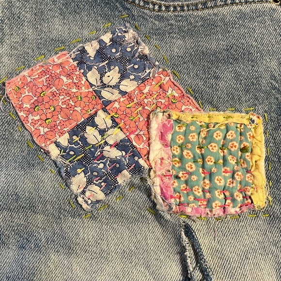 Jean shorts, cut off, with hand stitched fabric patches 30 - Picture 2 of 7
